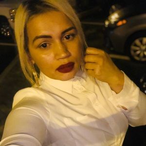 Meet your Posher, Shirley